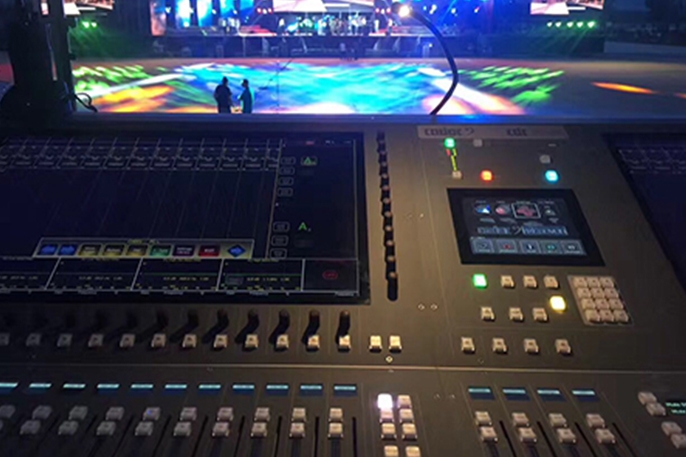 浩宇集团“盛世欢歌”大型演唱会