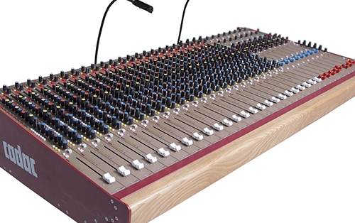 上海中美亚CADAC(卡迪克)模拟调音台S-type高品质话放