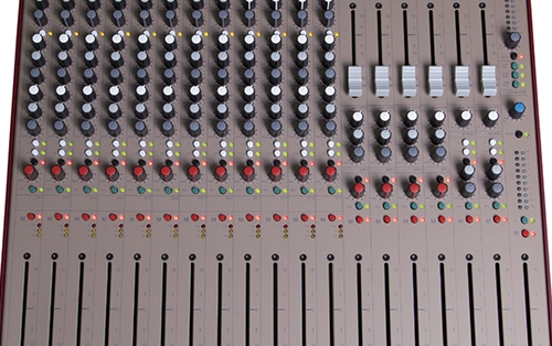 上海中美亚CADAC模拟调音台LIVE1-2442通道操作